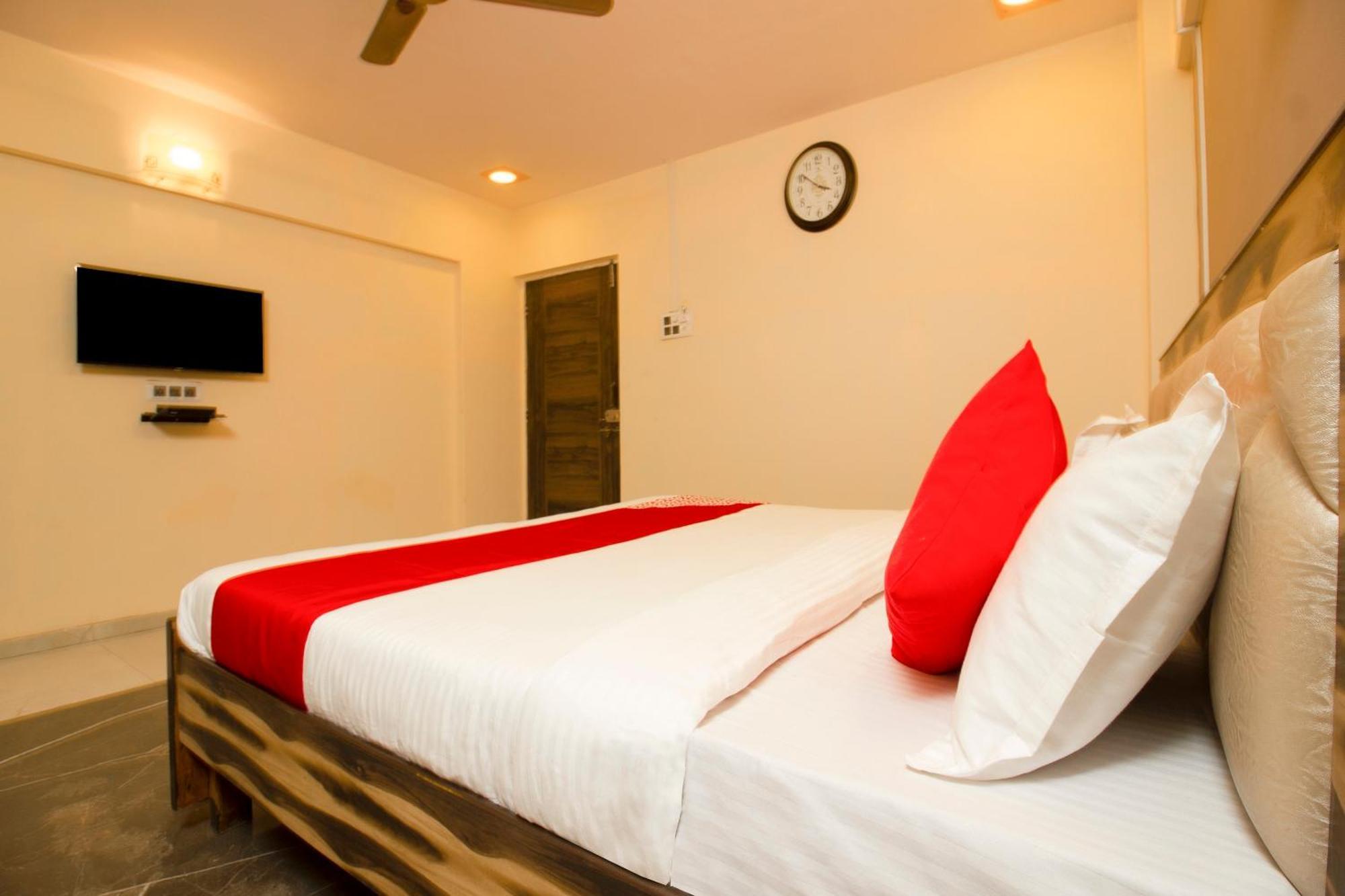 Hotel O The Star Hotel Panvel Exterior foto